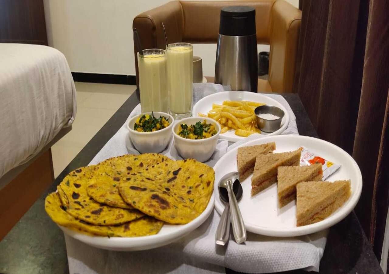 Hotel Swagatam Inn 라즈콧 외부 사진